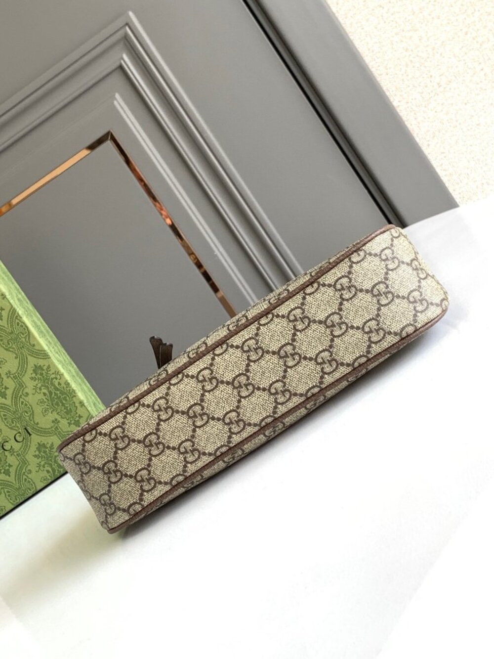 Gucci Women Mini Ophidia Bag - Picture 4 of 9